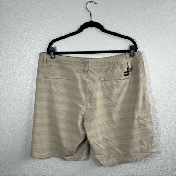 O'Neill Men's Tan Striped Flat-Front Shorts 40 - Picture 7 of 7